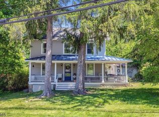 28 Academy St, Califon, NJ 07830