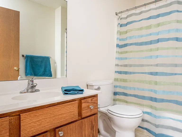 Raven Court Townhomes — Photo 12
