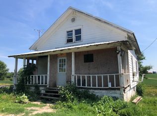 5998 Daggert Rd, Mount Carroll, IL 61053