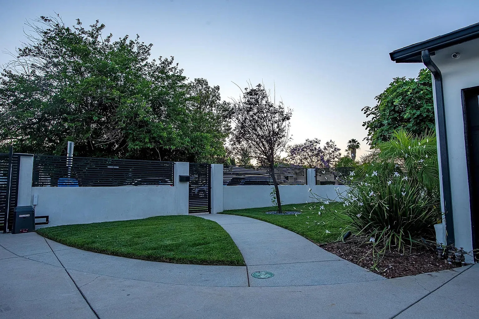 3 bed, 1480 sqft, $6,450 — Photo 3