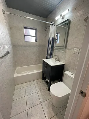 Rented by Hudson Exclusive Inc | media 44