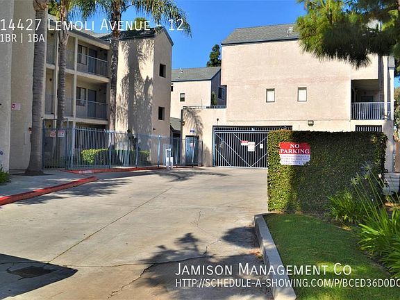 3rd image of 14427 Lemoli Ave #12