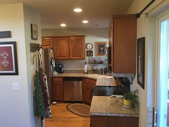 3rd image of 3608 E Baycourt Ln