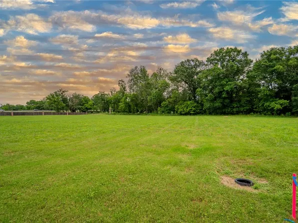 Lots 2 And 2a Beau Chalet Dr, Bentonville, AR 72713