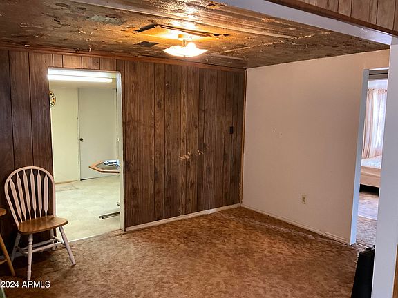 3rd image of 289 N NEARY Avenue