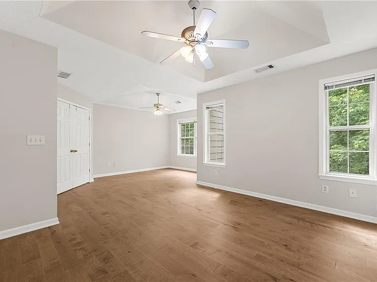 370 Manor Glen Dr — Photo 29
