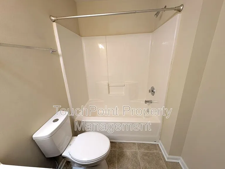 4283 Glenlea Commons Dr — Photo 19