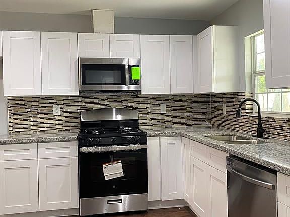 5th image of 5502 Heron Dr