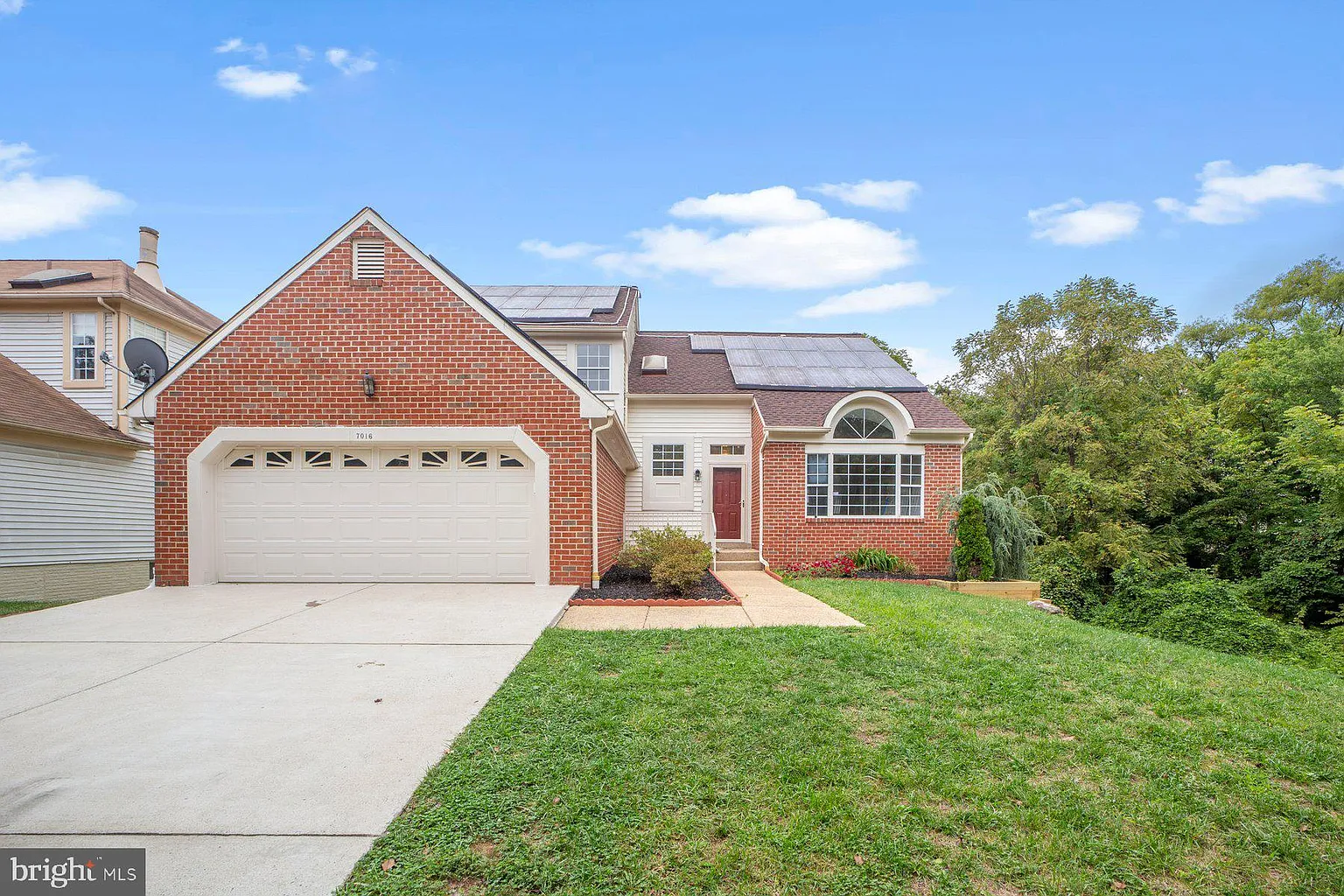 7016 Megan Ln photo 1