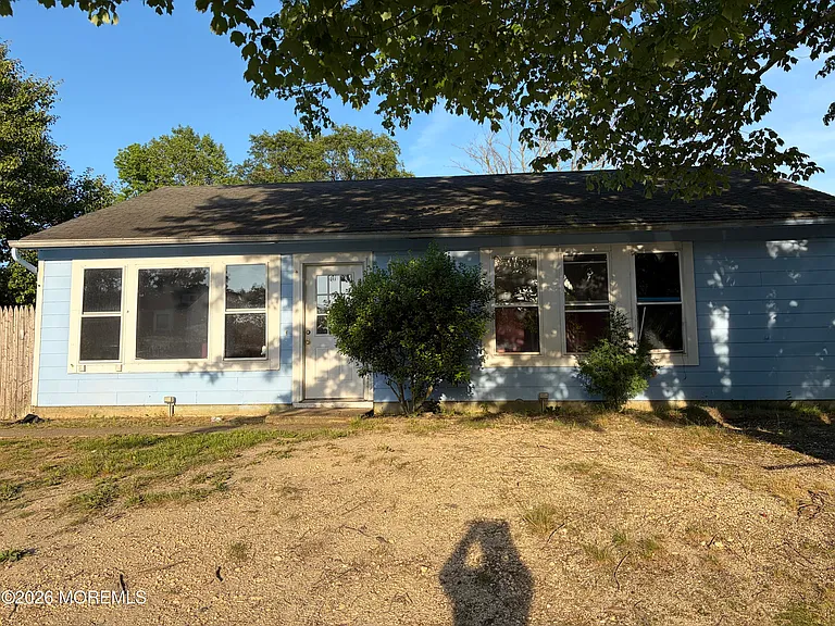 165 Village Dr — Photo 1