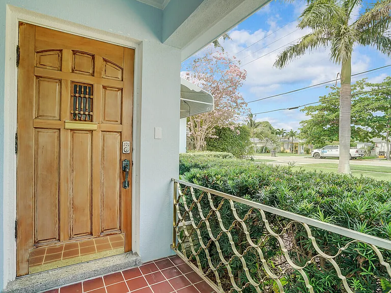 3410 Poinsettia Ave — Photo 21