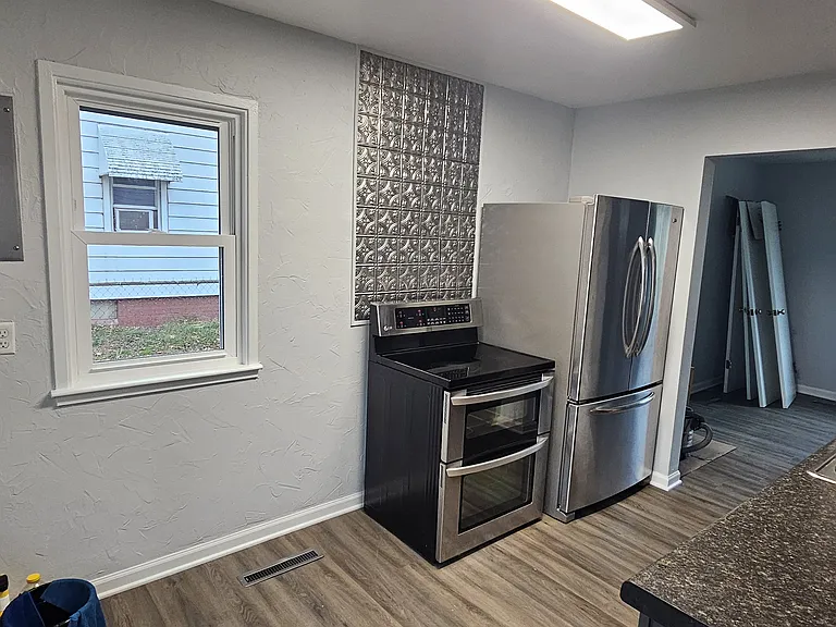 111 Broadway Blvd — Photo 10