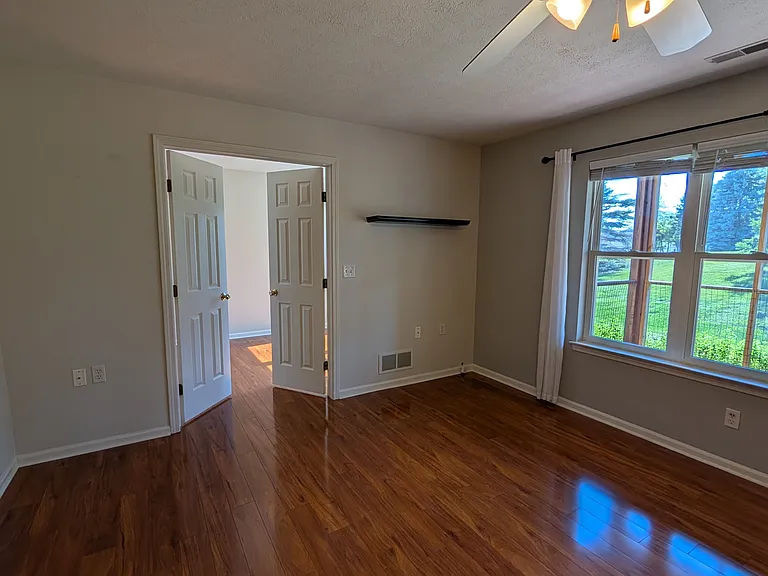1468 Millbrook Trl — Photo 17