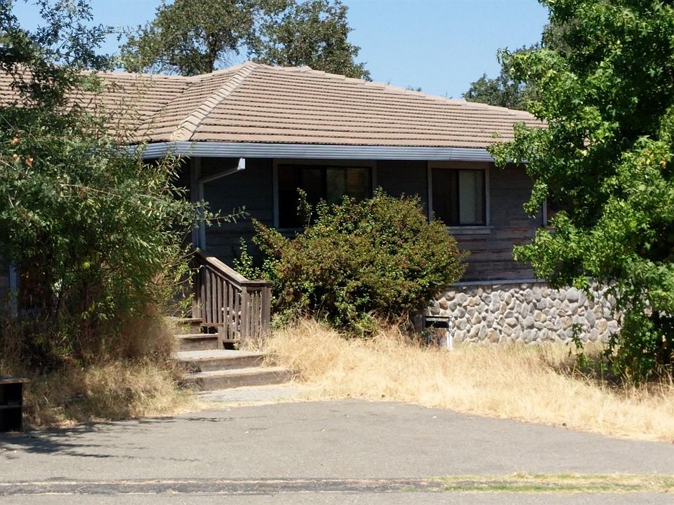 1st image of 8675 Elm Ave