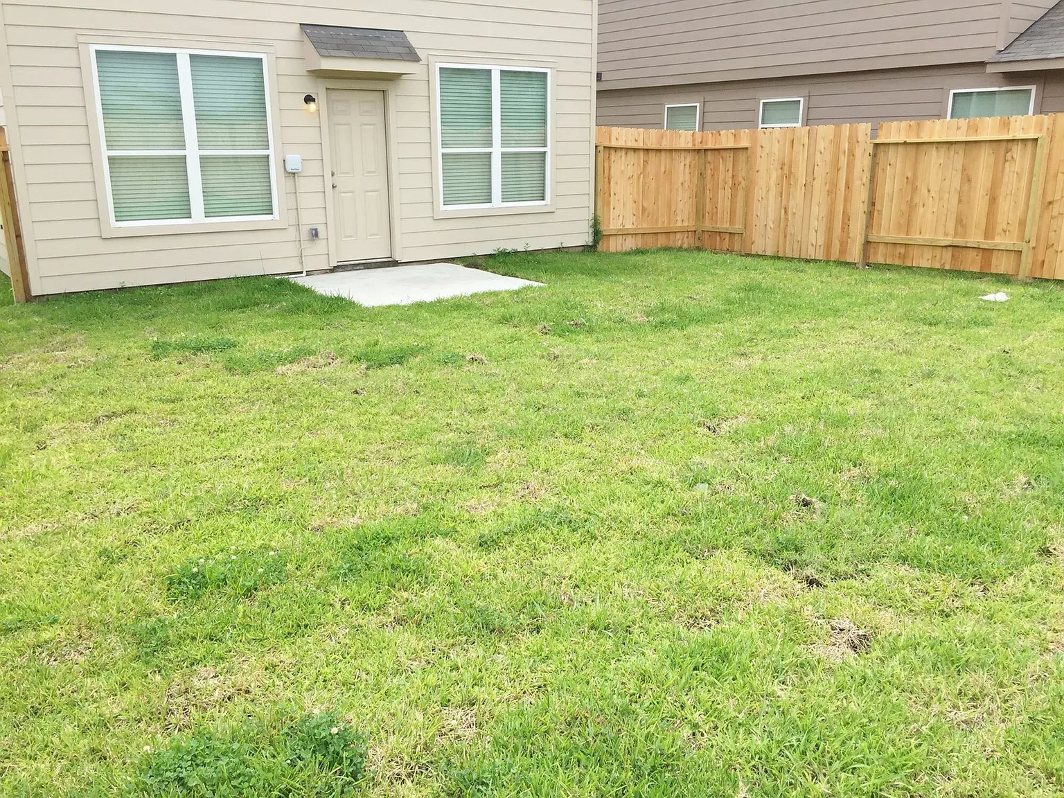 Almeda Trace — Photo 2