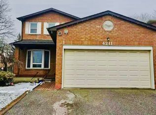 4211 Murray Hill Cres, Mississauga, ON L5C 4J6