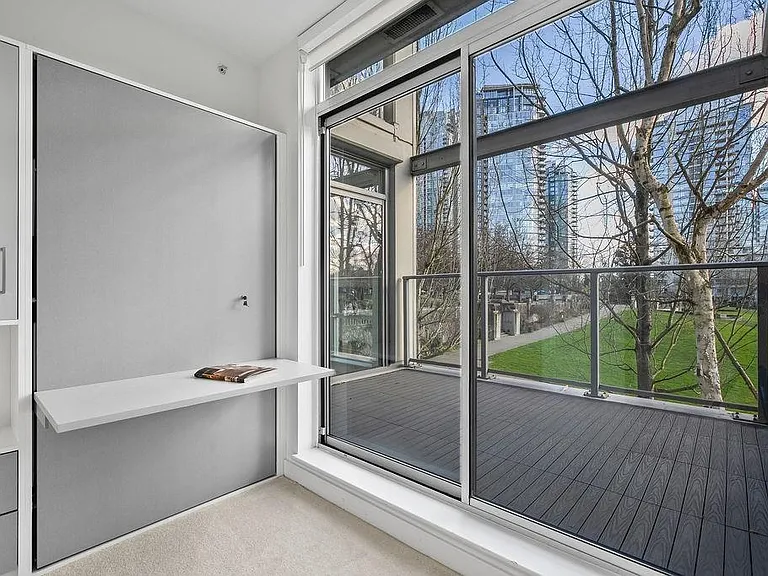 638 Beach Cres #Townhouse 105 — Photo 31