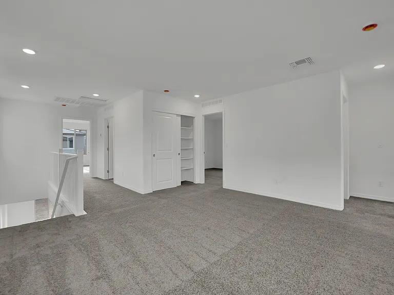 5803 W Haleh Ave — Photo 32