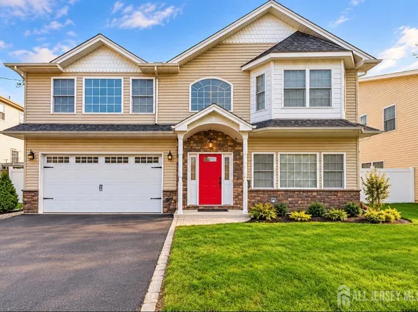 911 Worth Ave, Linden, NJ 07036
