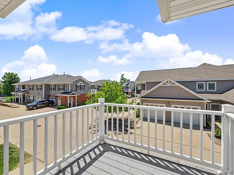 106 Essex Ln #3 — Photo 25