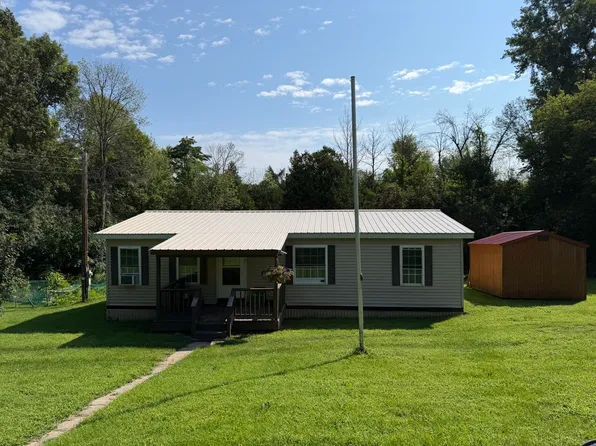 744 Fuller Rd, Peru, NY 12972