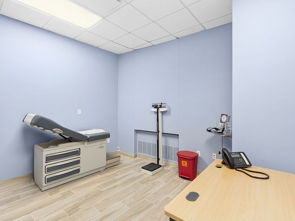 1st image of 125 Maiden Ln Rm 6B