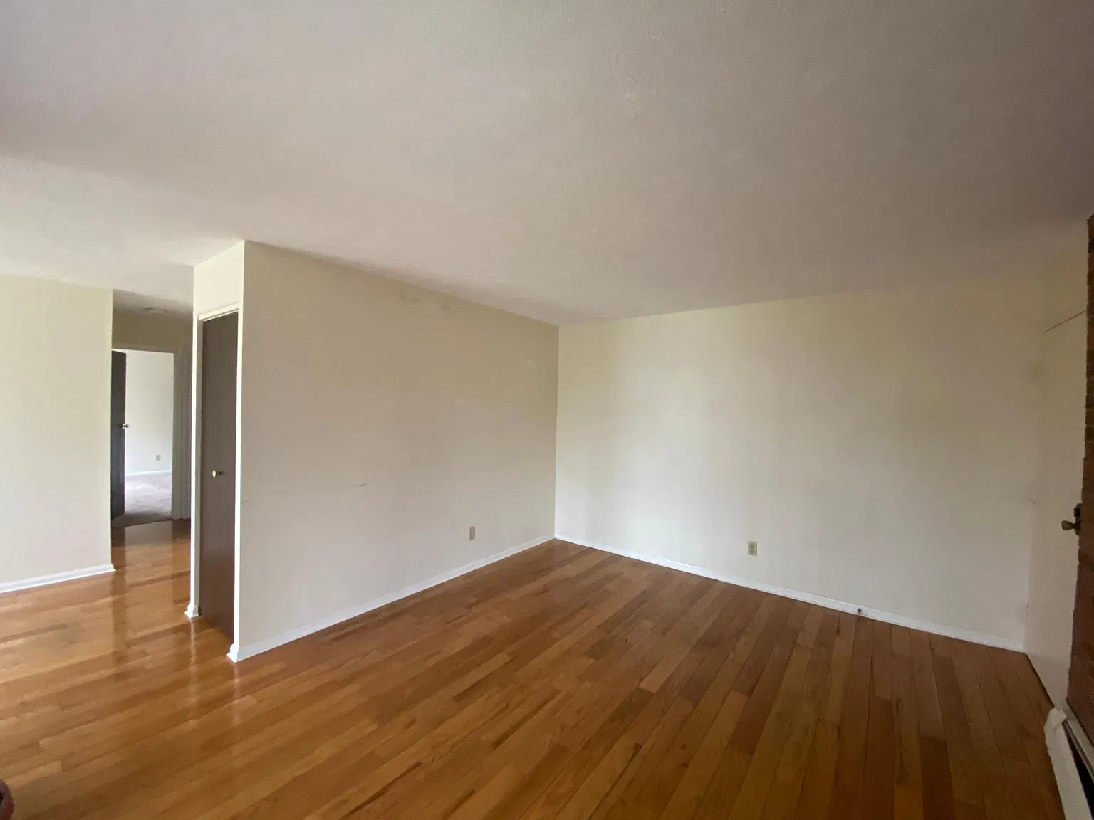 2 bed, $1,095 — Photo 4