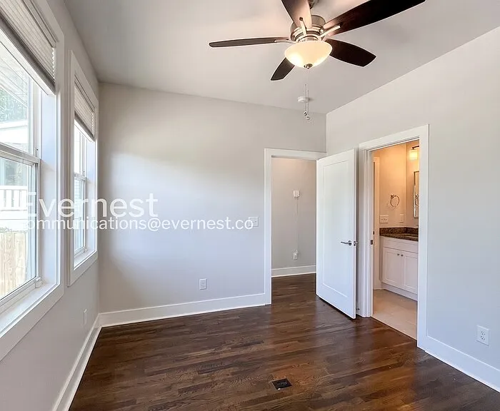 336 Queen Ave — Photo 17
