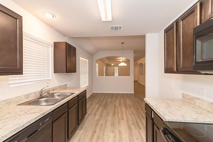 1st image of 24343 Veratti Ln