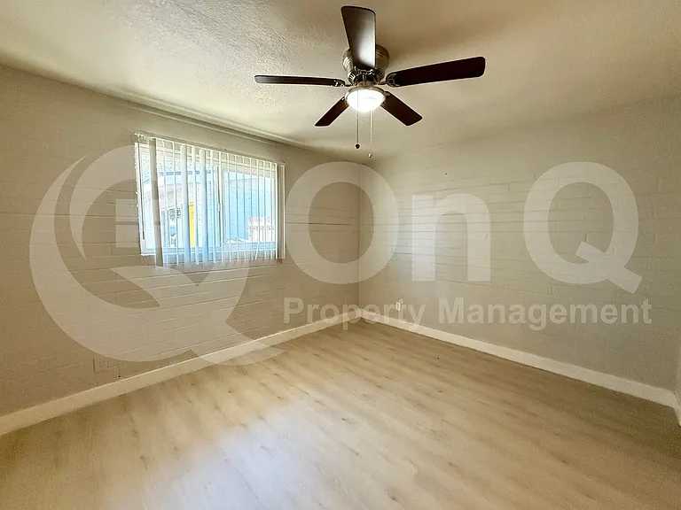 6044 N 21st Ave #2 — Photo 13