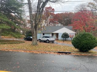 1105 Westminster Ave, Dix Hills, NY 11746