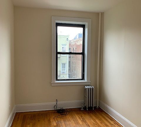 4th image of 25-68 36th St #2R