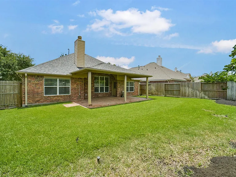 1414 Phoenician Dr — Photo 37