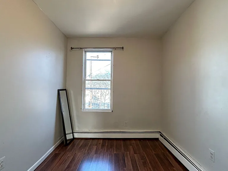 112 Greenville Ave #2E — Photo 3