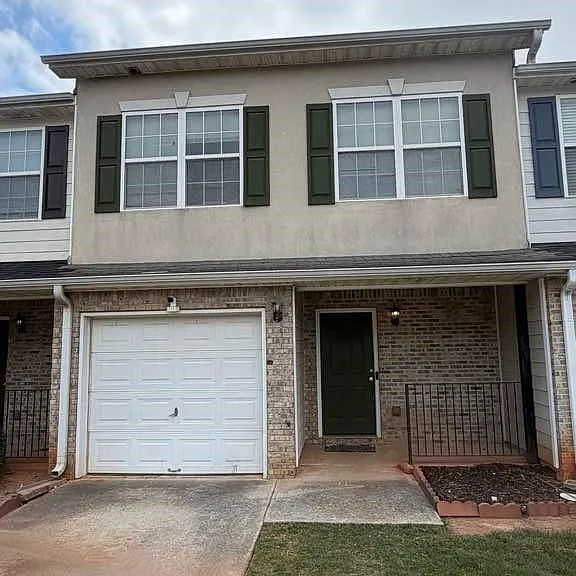 631 Georgetown Ct — Photo 1