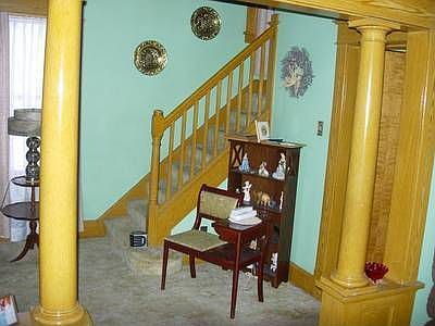 4th image of 217 Fountain Ave