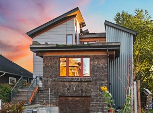 1035 NE 71st St, Seattle, WA 98115
