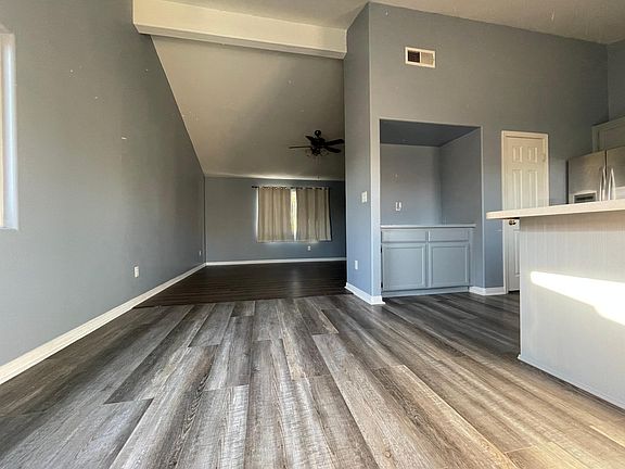 Dining/Kitchen