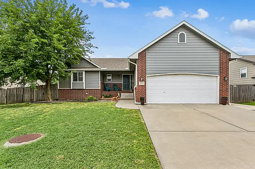 864 S Sunset Cir Photo 1
