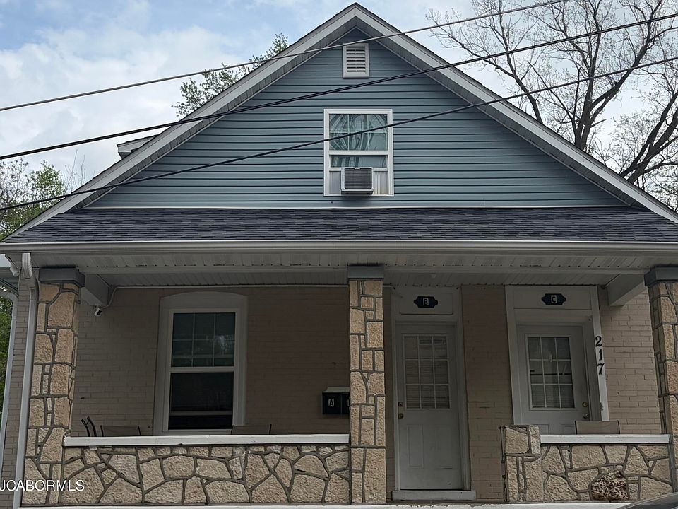 1st image of 217 Benton St