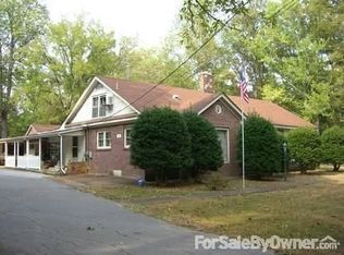 922 W Main St, Parsons, TN 38363