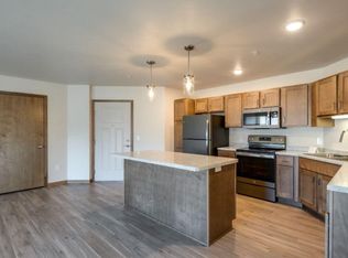 2200 Nicolet Dr #3E3333AD7, Green Bay, WI 54311