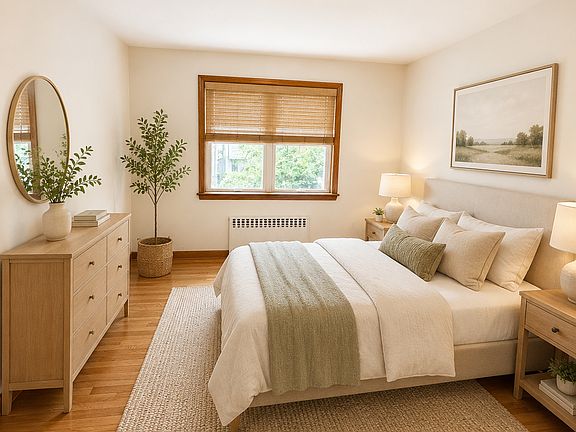 4th image of 103 N Henry St #1
