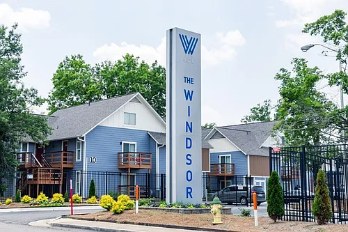 Windsor Apartments Photo 1