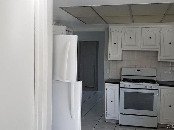 3rd image of 11360 NW 32nd Mnr #11360