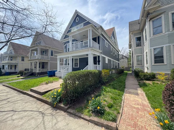 126 Mansfield St, New Haven, CT 06511