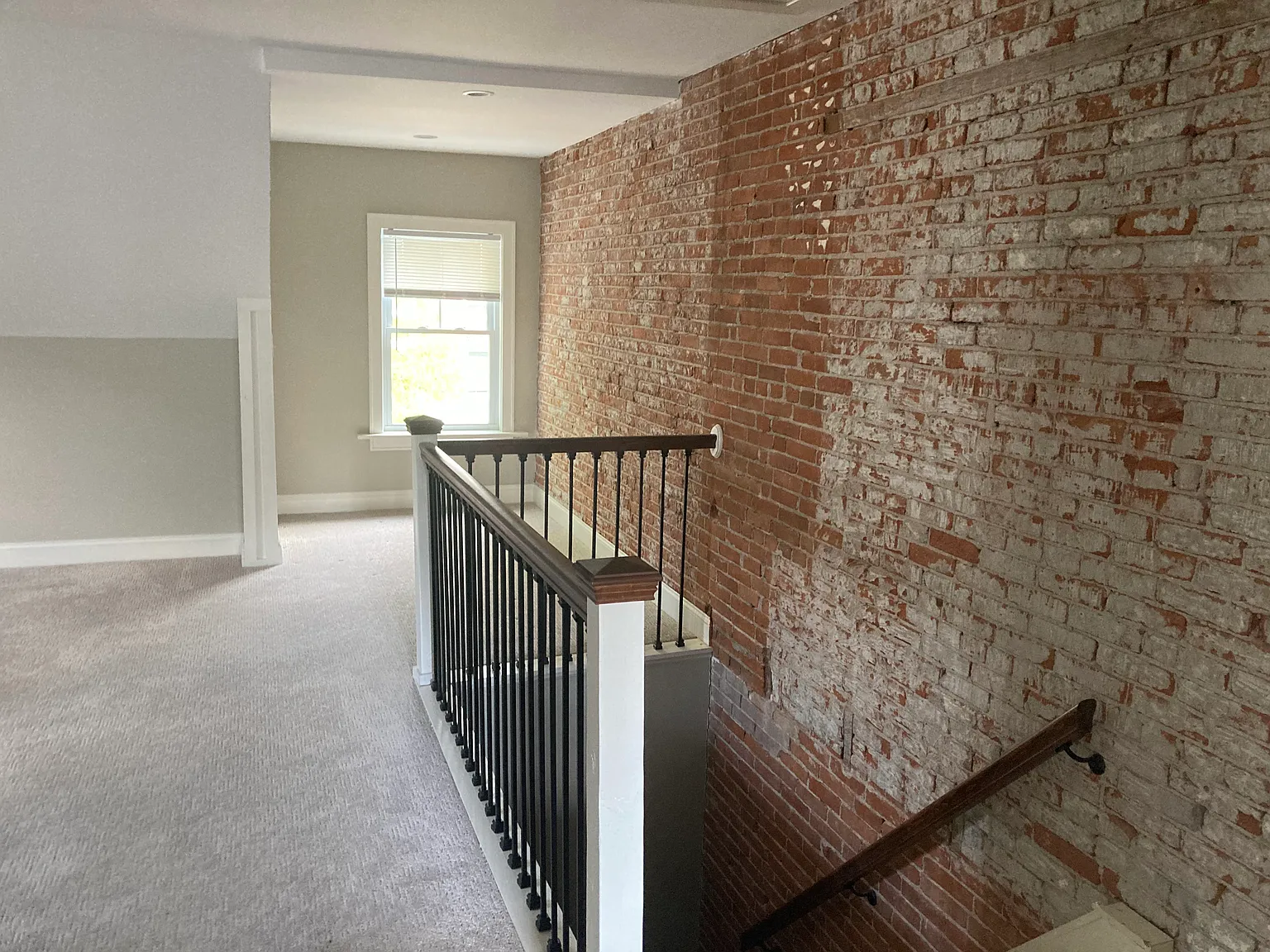 1 bed, 800 sqft, $1,275 — Photo 3