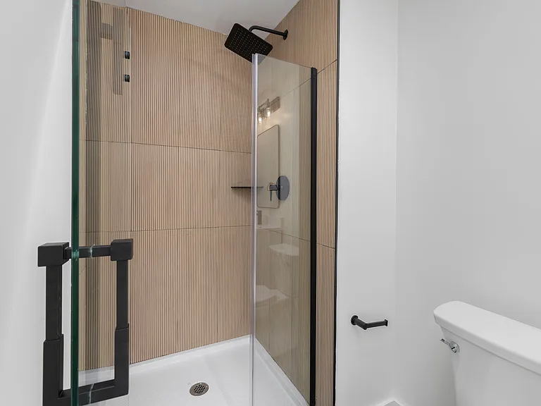 23 Melrose St #4 — Photo 15