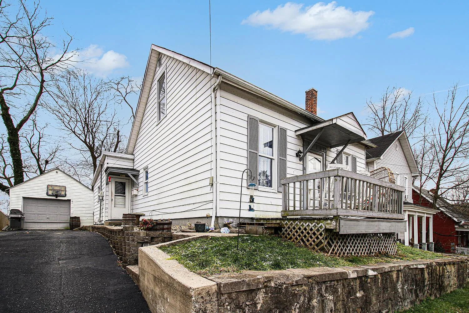 414 Manchester St photo 1