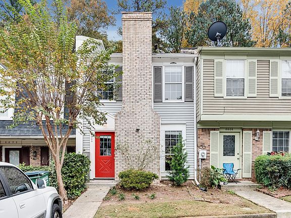 3rd image of 6604 Wellington Sq